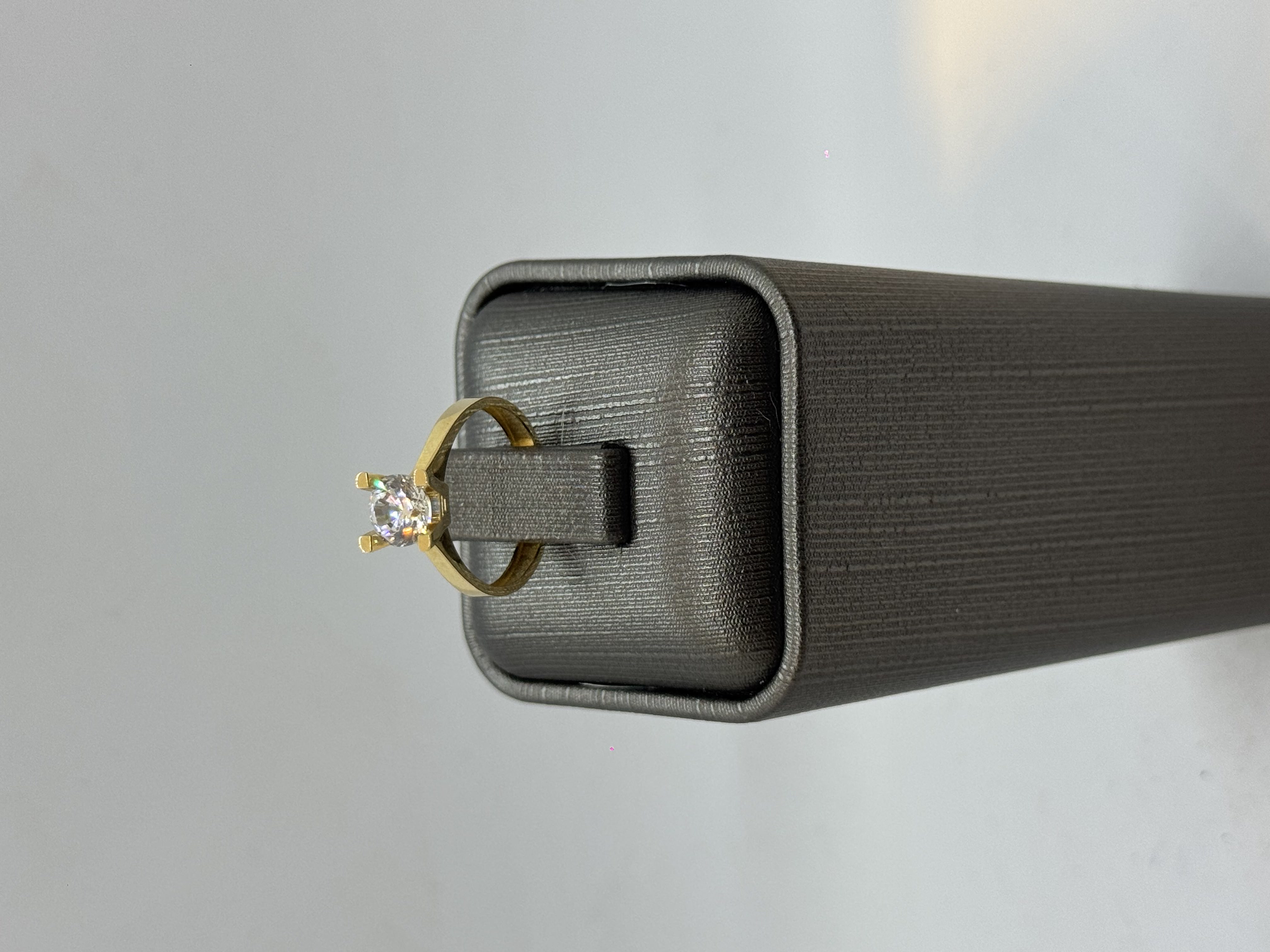 1.49 Gram 14 Ayar Tektaş Yüzük